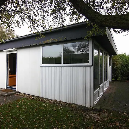 Attraktiver In An Der Nordsee, Cleaning Included Tatil Evi Warwerort